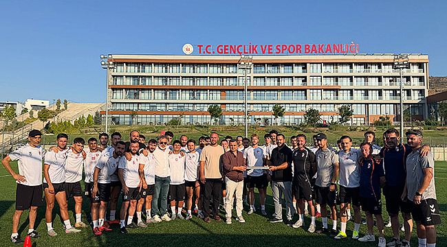 İSMAİL KAŞDEMİR'DEN ÇANAKKALESPOR'A MORAL ZİYARETİ