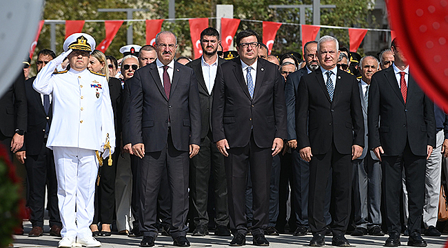 ZAFER BAYRAMI TÖRENLERLE KUTLANDI