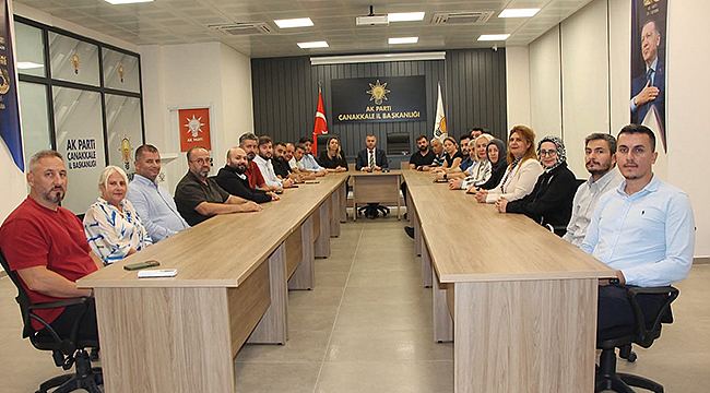 AK PARTİ ÇANAKKALE'DE YÖNETİM TOPLANTISI