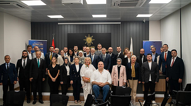 AK PARTİ'DEN ÇANAKKALE'NİN 12 İLÇESİNE ÇIKARMA