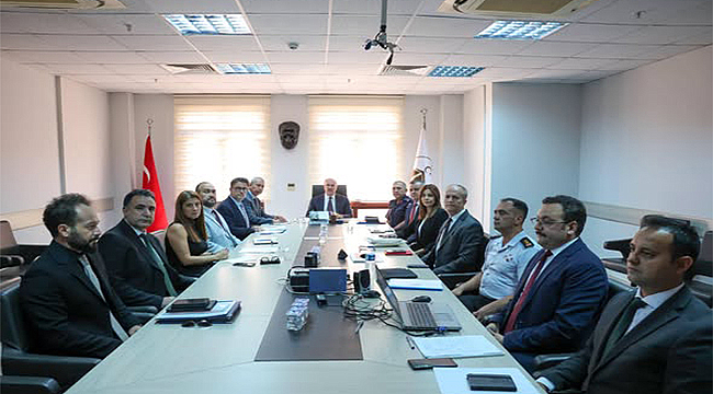ÇOMÜ'DE GÜVENLİK VE KOORDİNASYON TOPLANTISI GERÇEKLEŞTİRİLDİ
