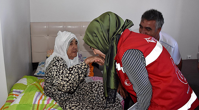 EVDE BAKIM YARDIMI ÖDEMELERİ HAK SAHİPLERİNİN HESAPLARINA YATIRILMAYA BAŞLANDI