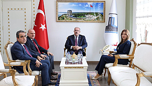 MEB MÜFETTİŞLERİNDEN VALİ TORAMAN'A ZİYARET