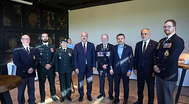 VALİ TORAMAN KANADA RESEPSİYONUNA KATILDI