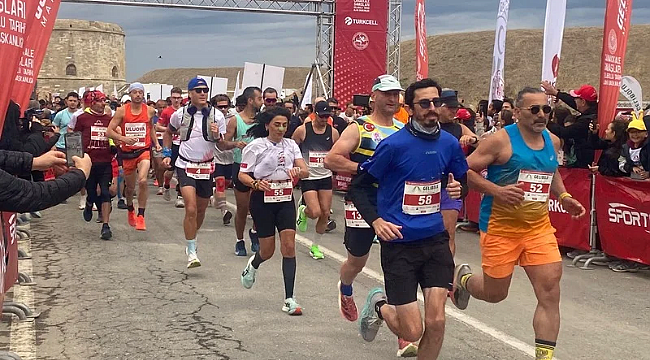 11.⁠ ⁠ULUSLARARASI GELİBOLU MARATONU DÜZENLENDİ