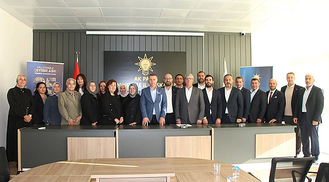 AK PARTİ ÇANAKKALE TEŞKİLATINDA İLÇE BAŞKANLARI TOPLANTISI