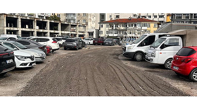 CENNET OTOPARKI'NDA ZEMİN YENİLENDİ