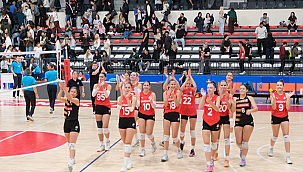 ÇOMÜ SK KADIN VOLEYBOL TAKIMI'NDAN 3-0'LIK GALİBİYET