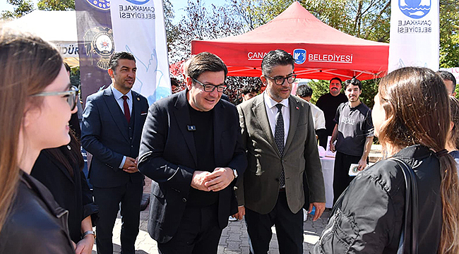 BAŞKAN ERKEK ÜNİVERSİTE ÖĞRENCİLERİYLE BİR ARAYA GELDİ