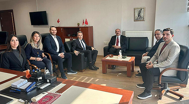 VALİ TORAMAN, ÇOMÜ'DE ÖĞRENCİLERLE BULUŞTU